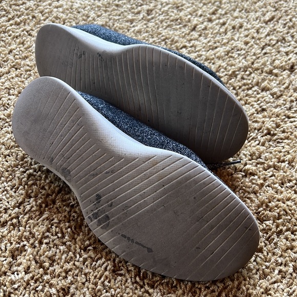 ALLBIRDS WOOL RUNNERS - WOMEN’S 9 - Picture 4 of 4